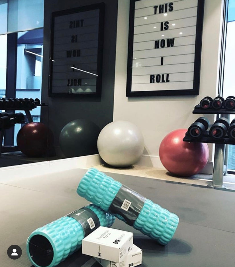 Foam Roller Exercises Alleviate Knee Pain for Athletes and Fitness Enthusiasts